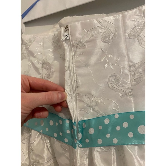 white strapless designer grad/confirmation dress - Picture 4 of 4